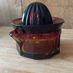 RARE Vintage Edna Barnes Rubina glass juicer/reamer